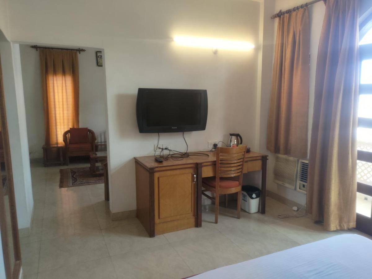 Hotel Fort View Tikamgarh Eksteriør bilde