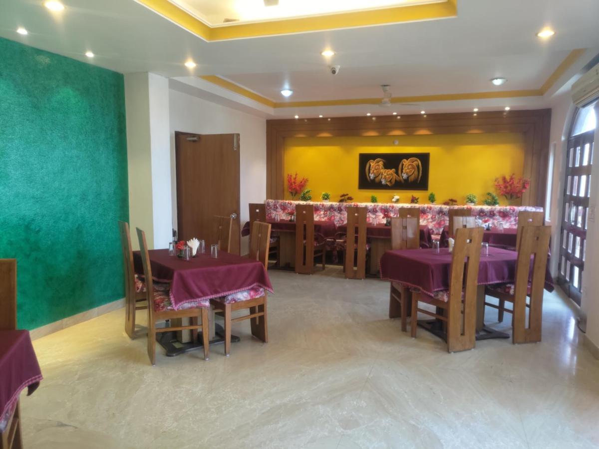 Hotel Fort View Tikamgarh Eksteriør bilde
